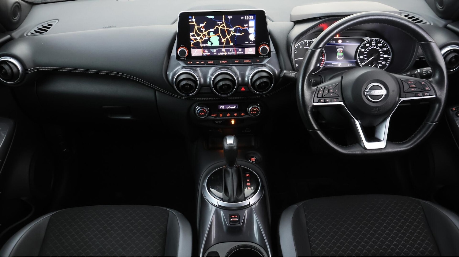 Used Nissan Juke 2023 for sale - 76597063: Photo 14