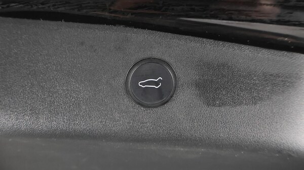 Used Tesla Model 3 2021 for sale - 76239220: Photo 36