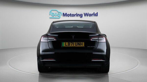 Used Tesla Model 3 2021 for sale - 76239220: Photo 7