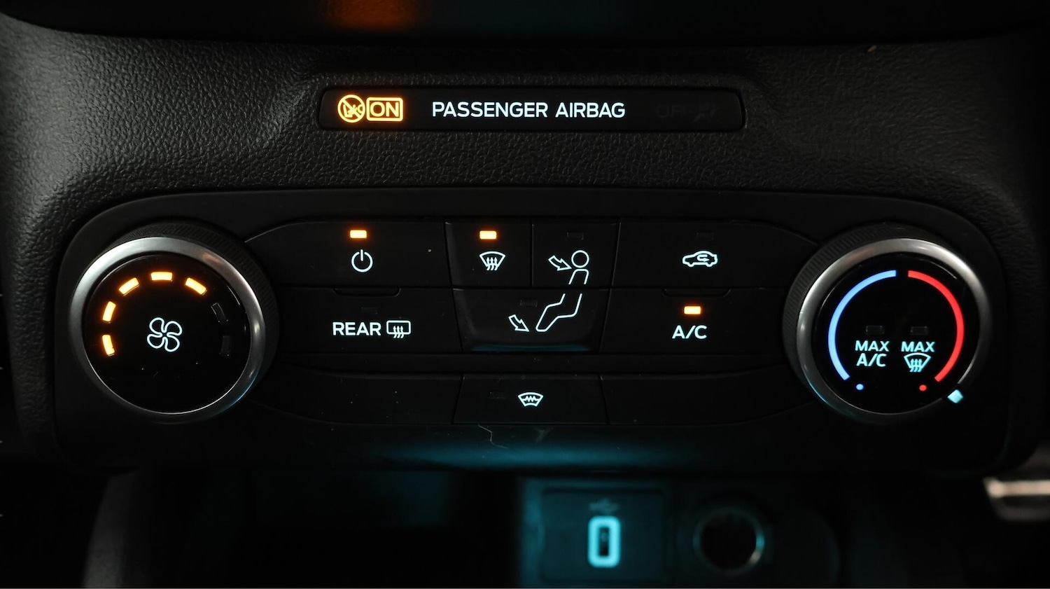 Used Ford Focus 2019 for sale - 76607047: Photo 13