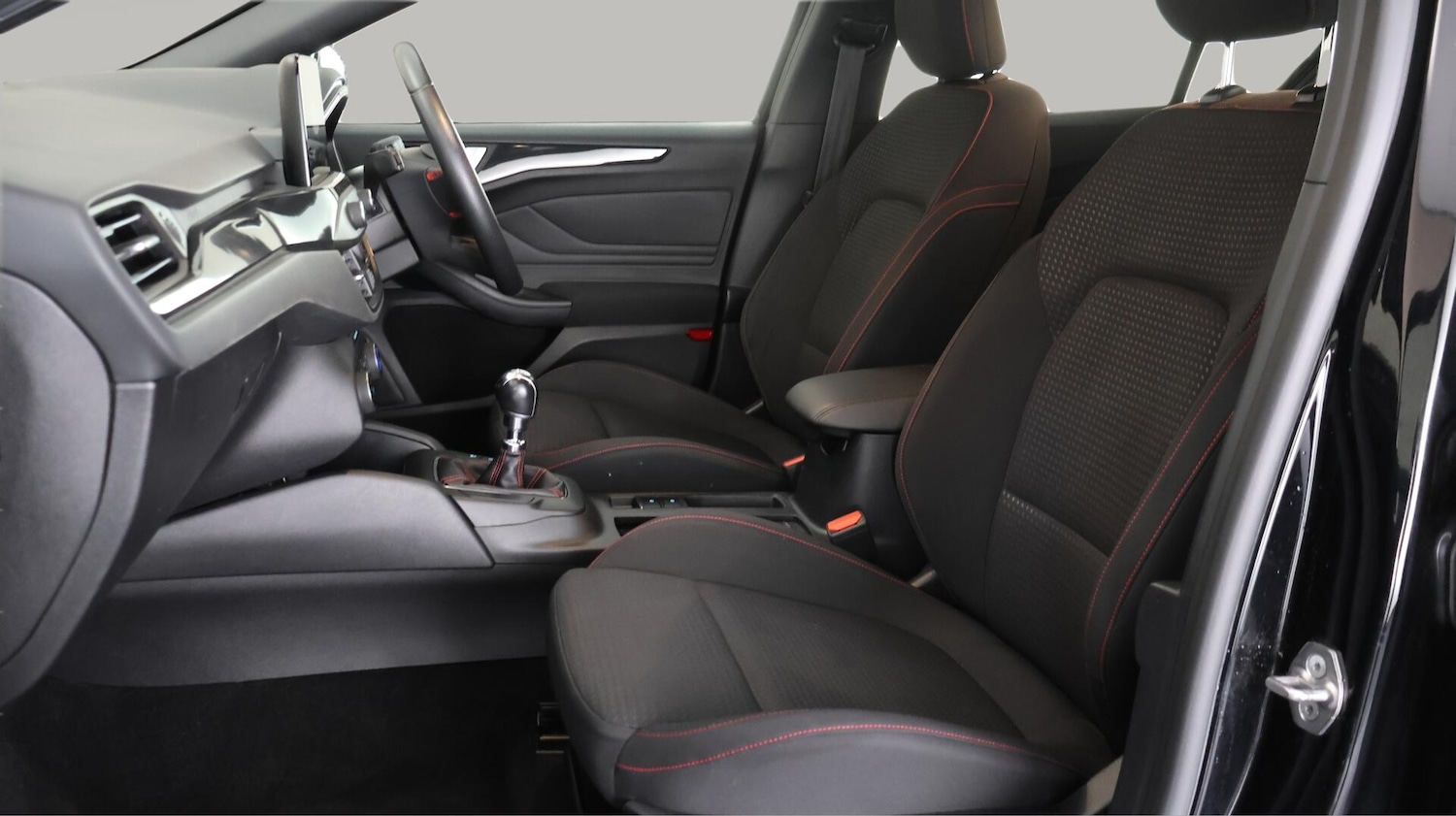 Used Ford Focus 2019 for sale - 76607047: Photo 15