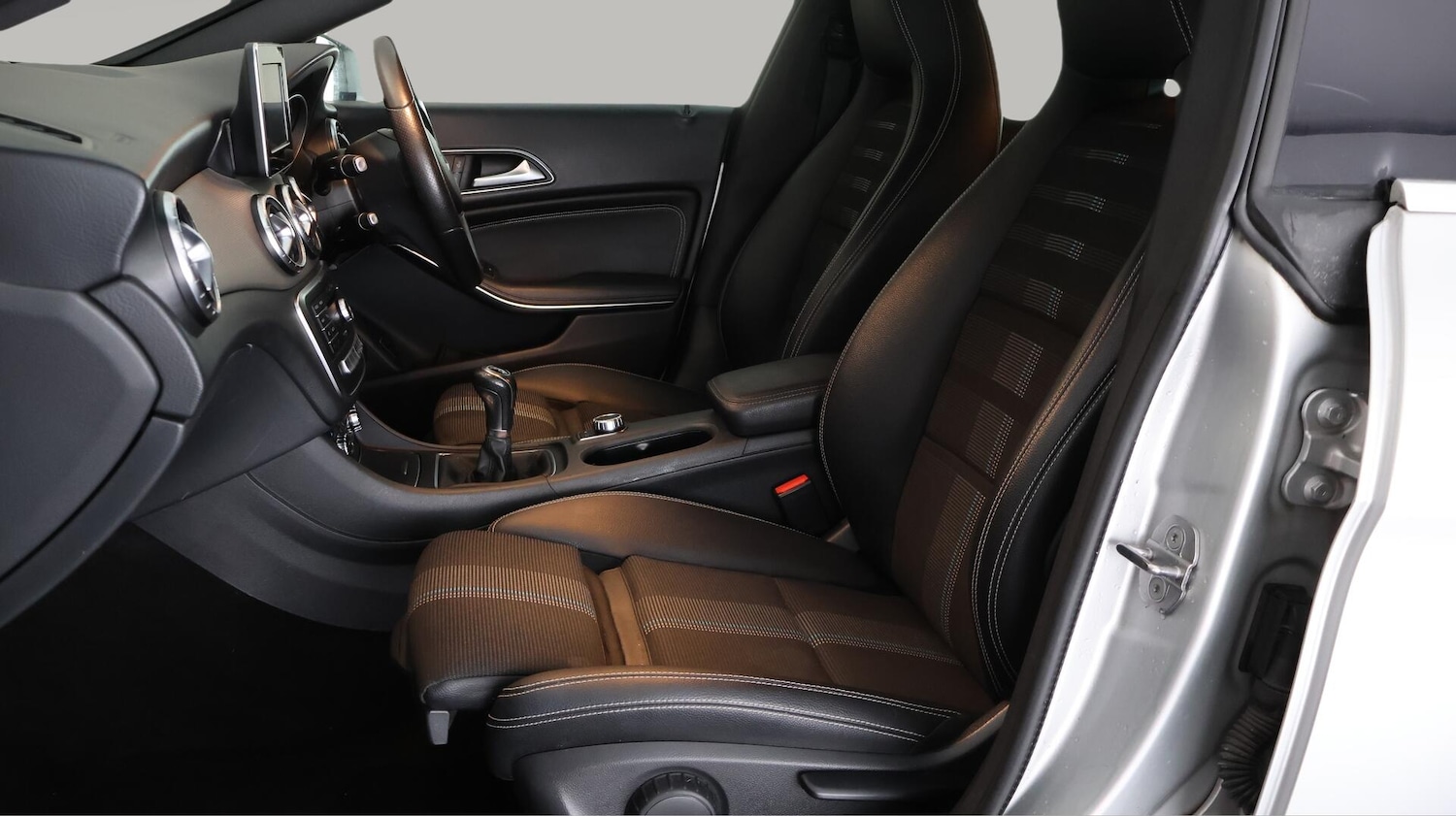 Used Mercedes-Benz CLA 2018 for sale - 76424971: Photo 14