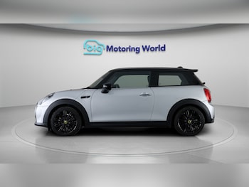 Used MINI Electric Hatch 2022 for sale - 77136767: Photo