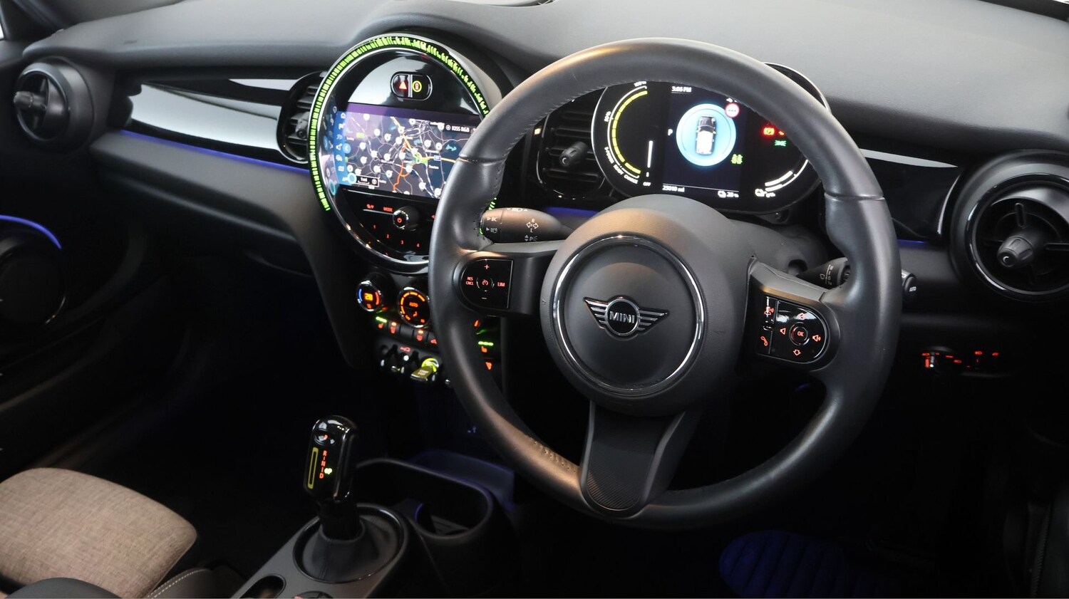 Used MINI Electric Hatch 2022 for sale - 77136767: Photo 9