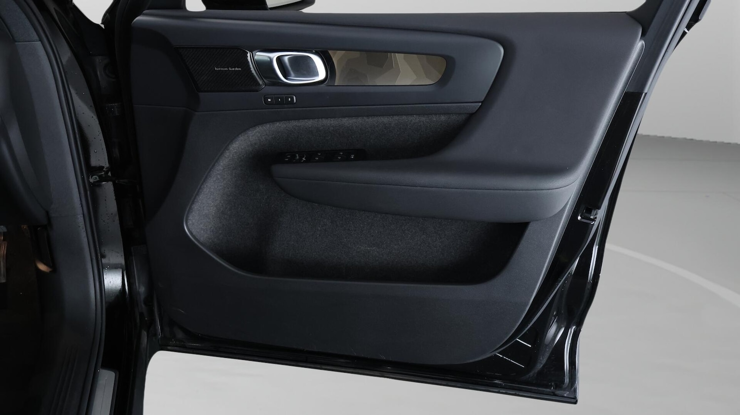 Used Volvo C40 2022 for sale - 76619991: Photo 16