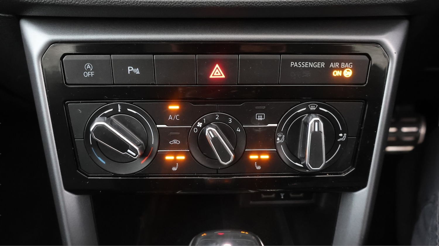 Used Volkswagen T-Cross 2022 for sale - 77264832: Photo 12