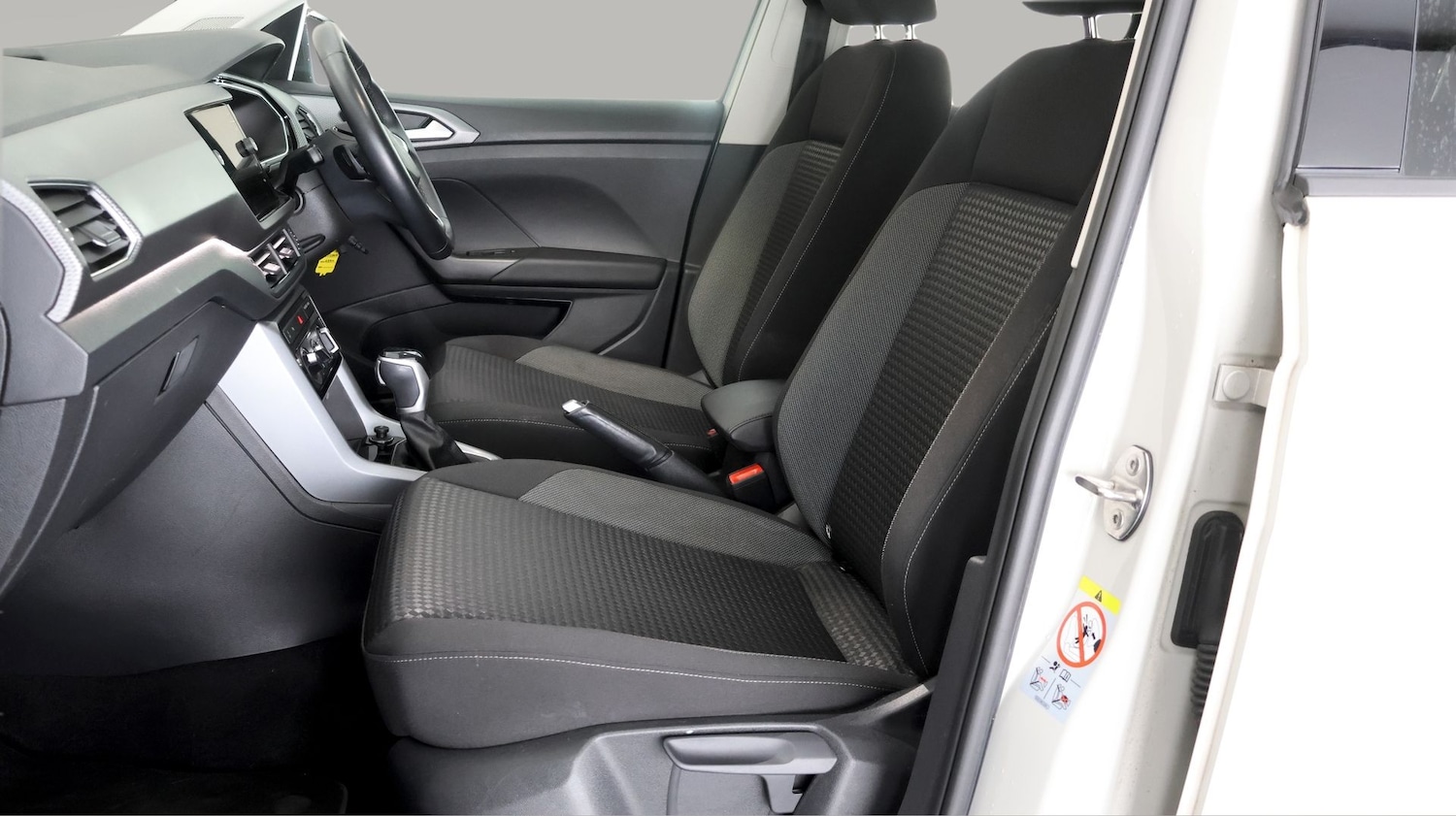 Used Volkswagen T-Cross 2022 for sale - 77264832: Photo 14