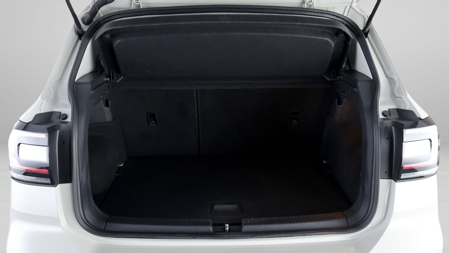 Used Volkswagen T-Cross 2022 for sale - 77264832: Photo 17