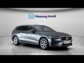 2019 (69) - 2.0 T5 [250] Momentum Plus 5dr Auto