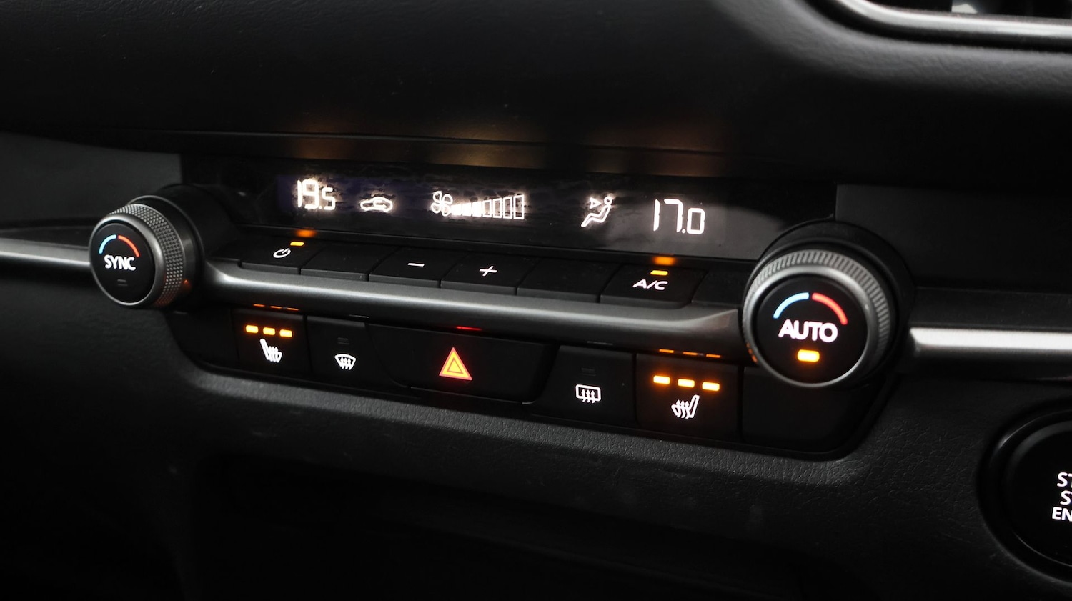 Used Mazda CX-30 2023 for sale - 78094847: Photo 12