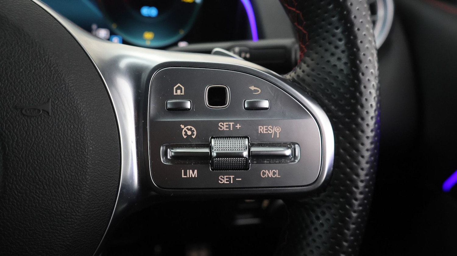 Used Mercedes-Benz EQB 2022 for sale - 77393574: Photo 27