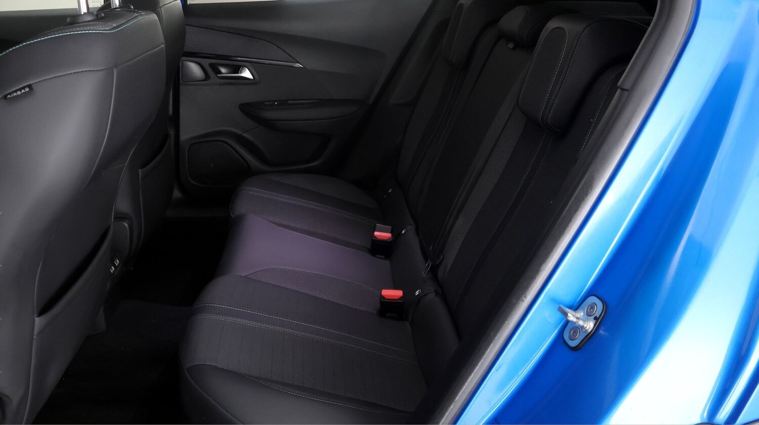 Used Peugeot 2008 2021 for sale - 77463325: Photo 15