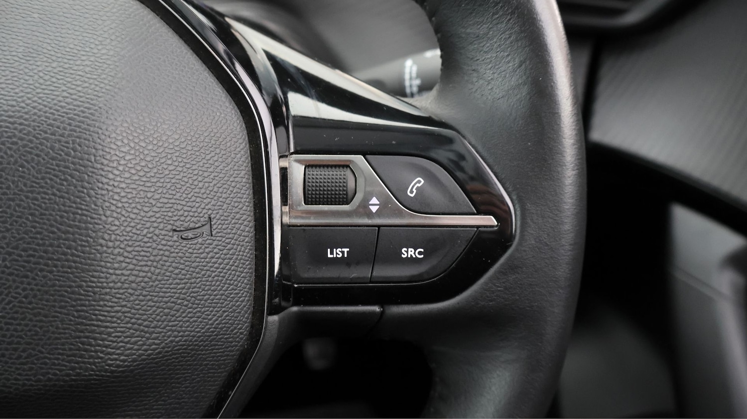 Used Peugeot 2008 2021 for sale - 77463325: Photo 20