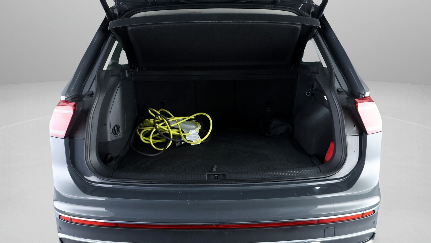 Used Volkswagen Tiguan for sale - 77312152: Photo 17