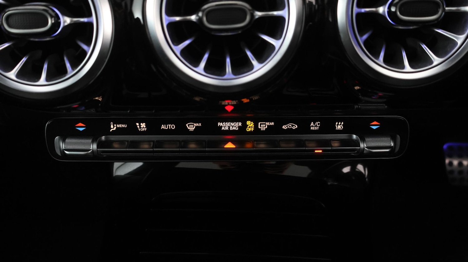 Used Mercedes-Benz CLA 2022 for sale - 78133763: Photo 12