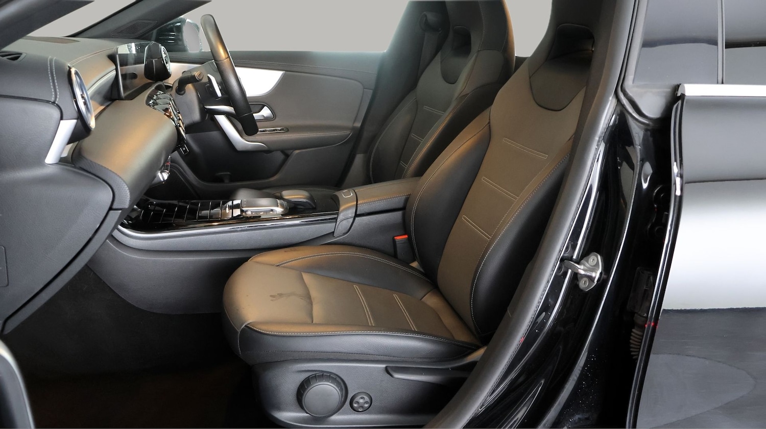 Used Mercedes-Benz CLA 2022 for sale - 78133763: Photo 14