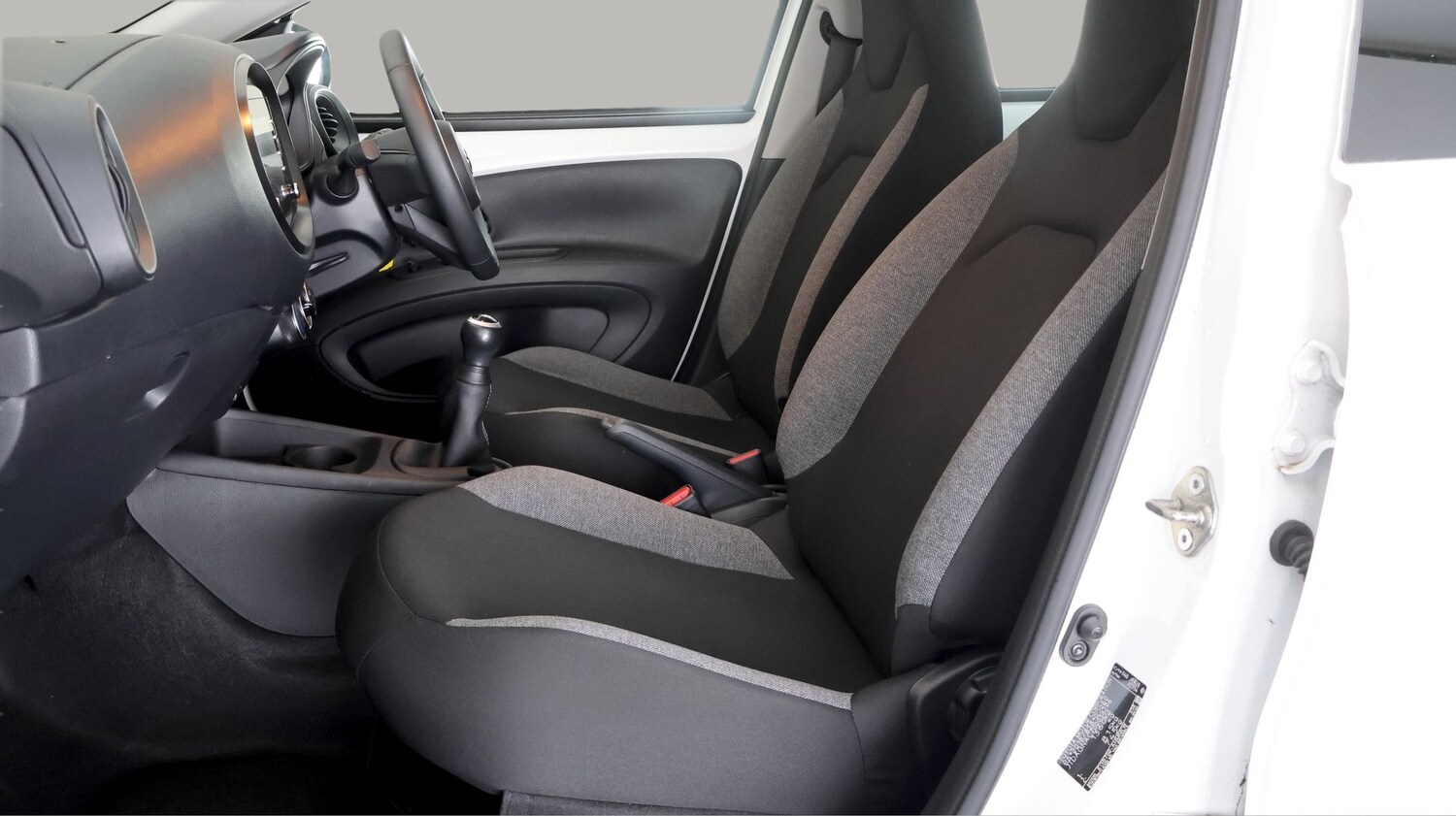 Used Toyota Aygo X 2022 for sale - 77930545: Photo 13