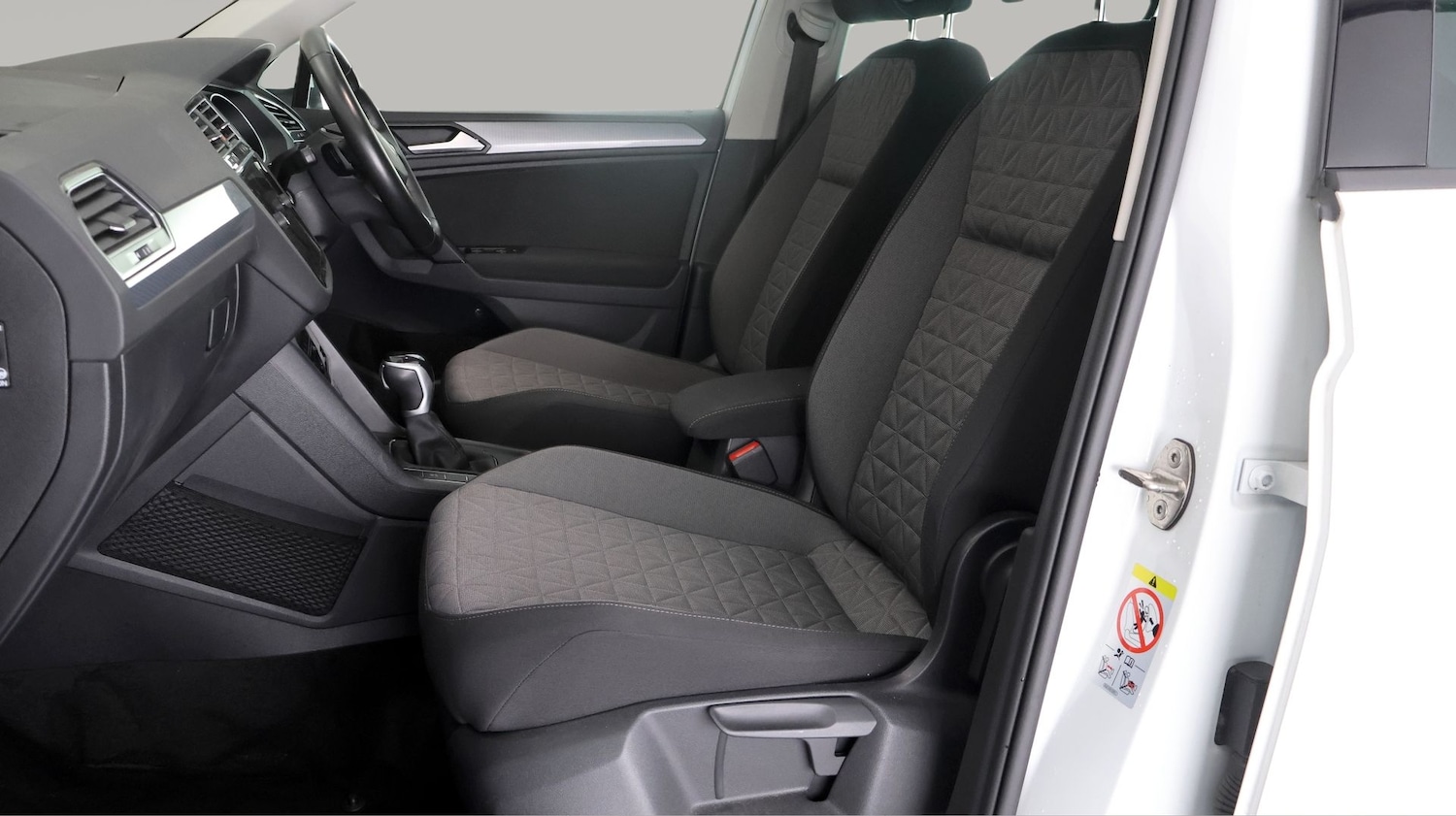 Used Volkswagen Tiguan 2022 for sale - 78212079: Photo 13