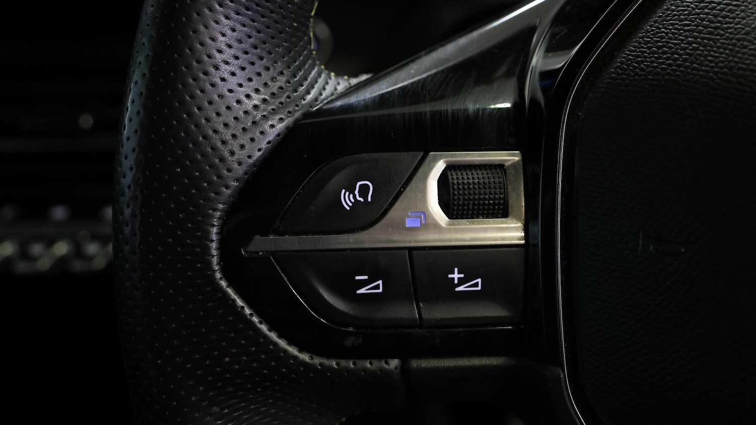 Used Peugeot 208 2021 for sale - 76472627: Photo 23