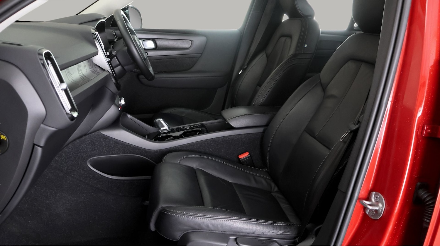 Used Volvo XC40 2022 for sale - 78081219: Photo 14