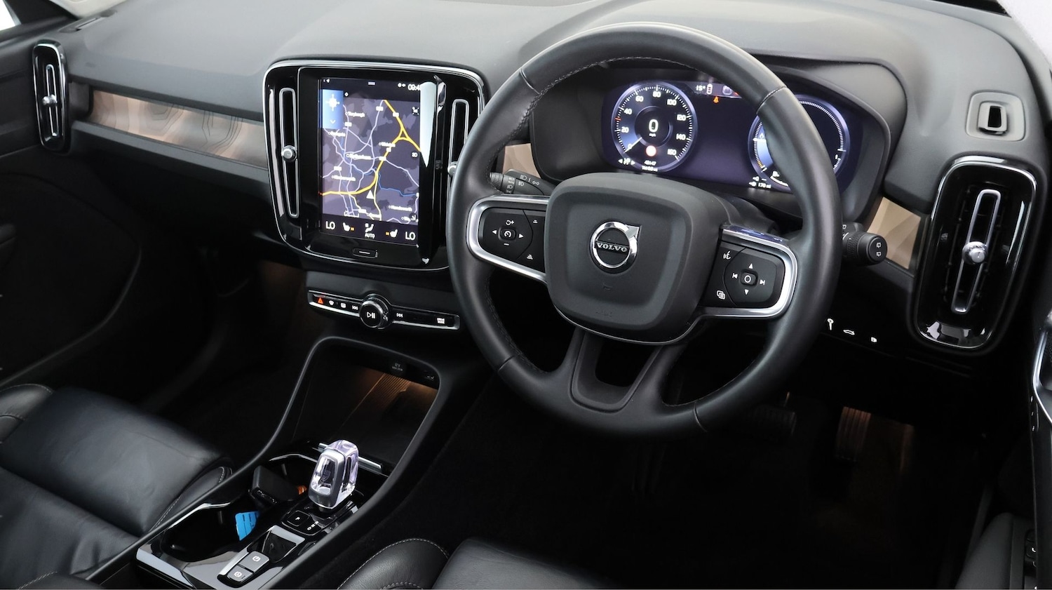 Used Volvo XC40 2022 for sale - 78081219: Photo 9