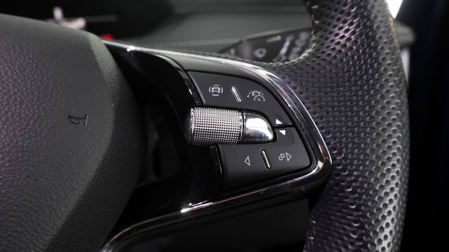 Used Skoda Enyaq for sale - 77357020: Photo 25