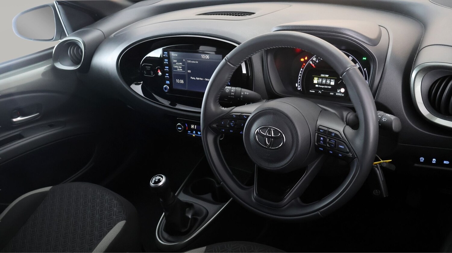 Used Toyota Aygo X 2022 for sale - 77296938: Photo 9