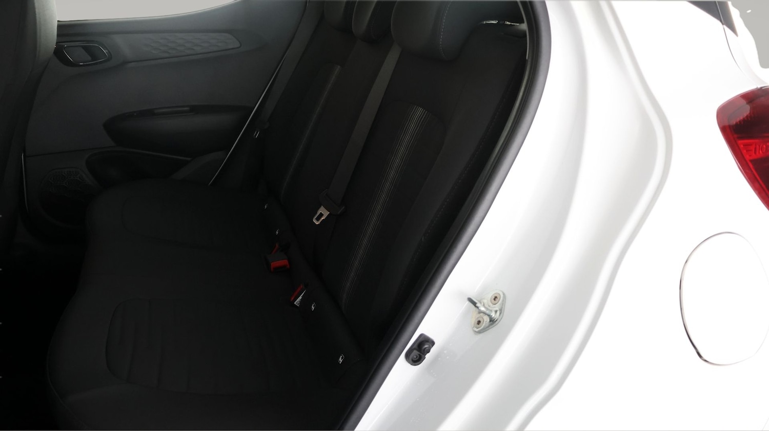 Used Hyundai i10 2023 for sale - 77883709: Photo 15