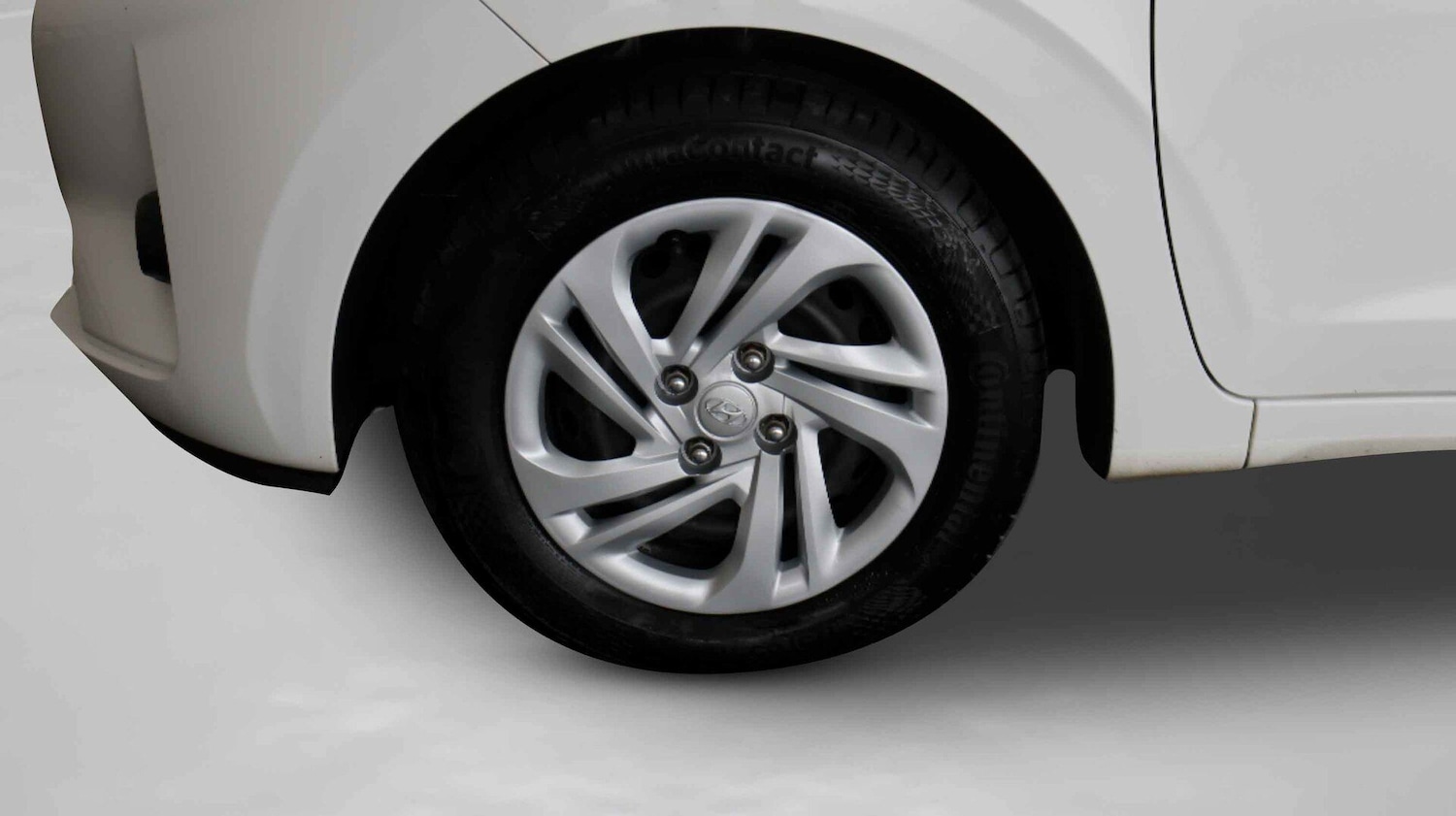 Used Hyundai i10 2023 for sale - 77883709: Photo 17