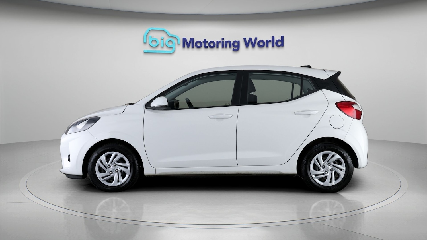 Used Hyundai i10 2023 for sale - 77883709: Photo 4