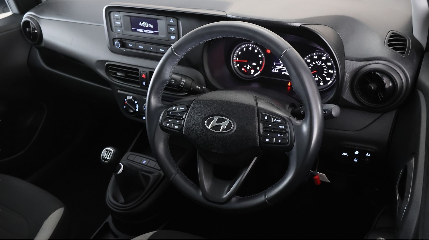 Used Hyundai i10 2023 for sale - 77883709: Photo 9