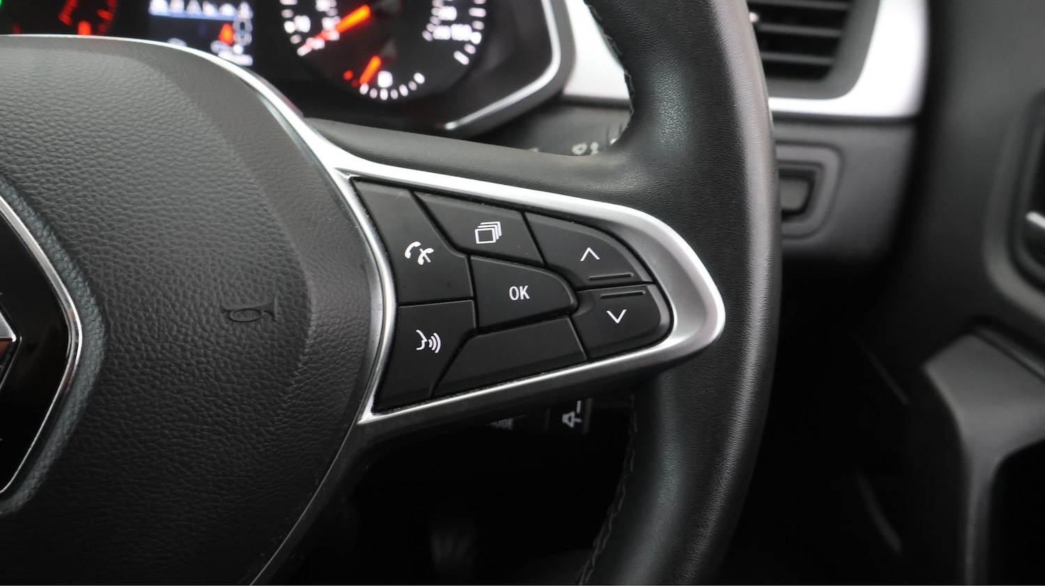 Used Renault Captur 2022 for sale - 77668355: Photo 22