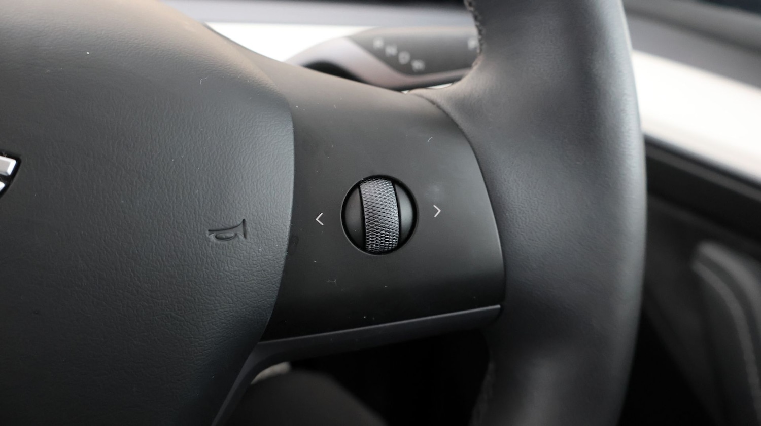 Used Tesla Model Y 2022 for sale - 77399501: Photo 24