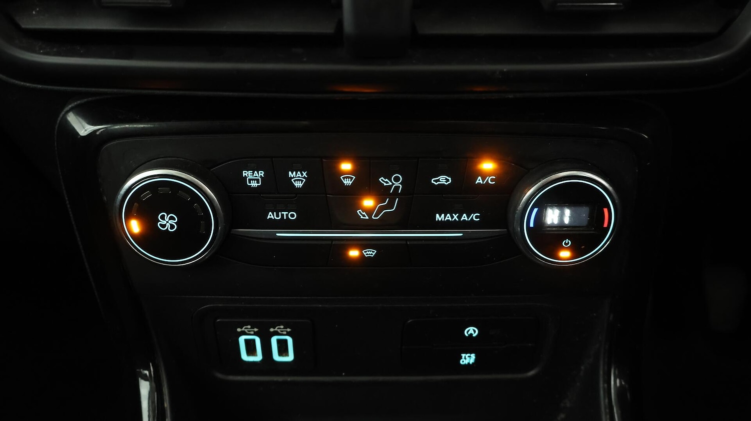 Used Ford Ecosport 2019 for sale - 76380825: Photo 12