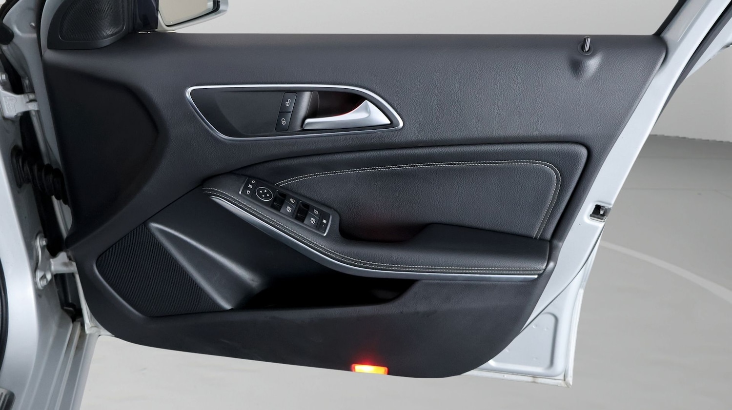 Used Mercedes-Benz A-Class 2017 for sale - 77268877: Photo 14