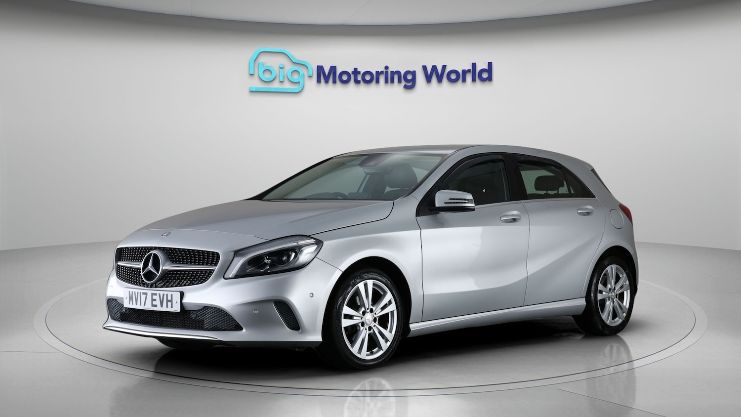 Used Mercedes-Benz A-Class 2017 for sale - 77268877: Photo 3