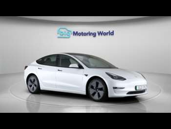 (21) - (Dual Motor) Long Range Saloon 4dr Electric Auto 4WDE (346 ps)