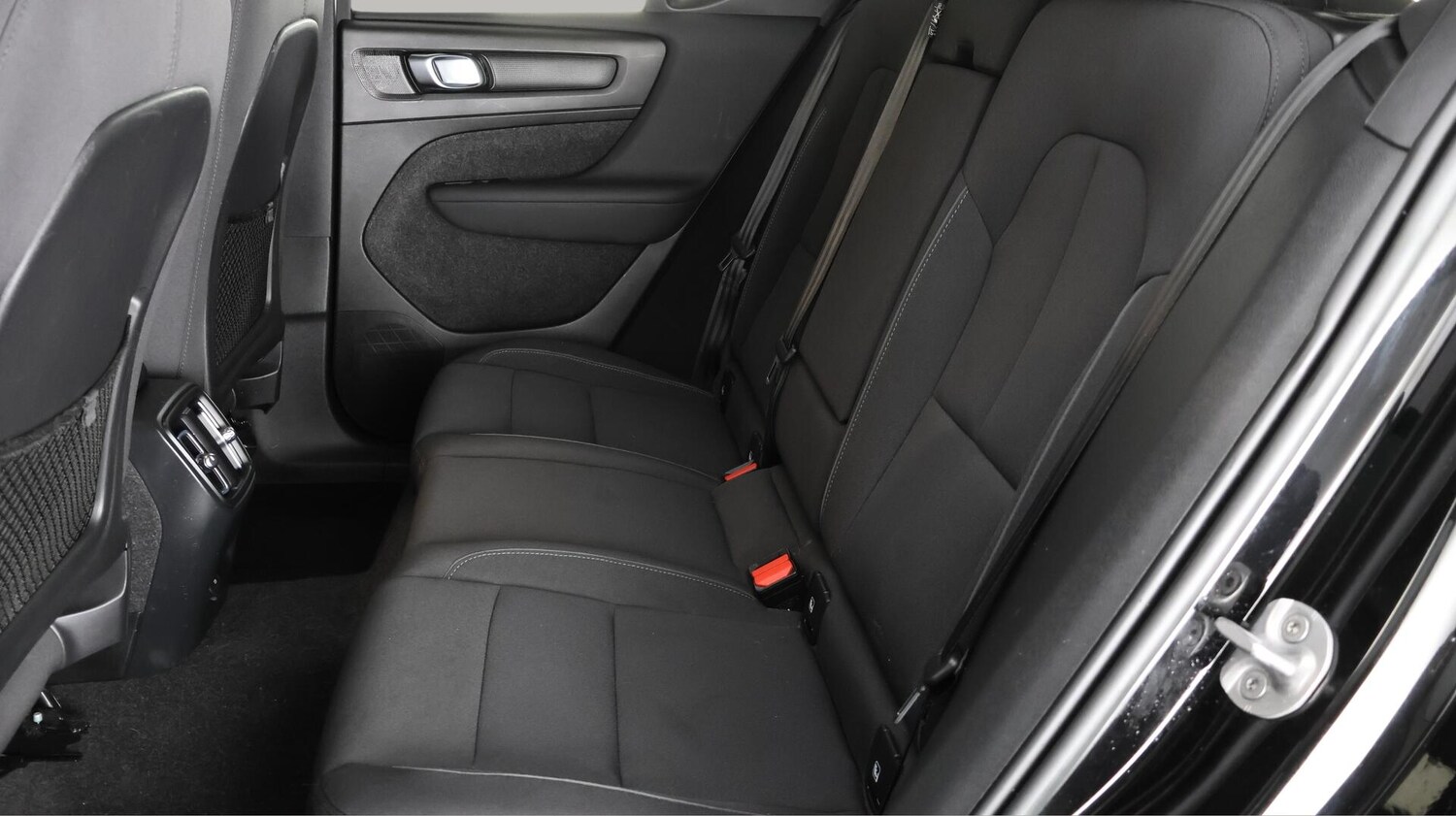 Used Volvo XC40 2022 for sale - 76472634: Photo 17