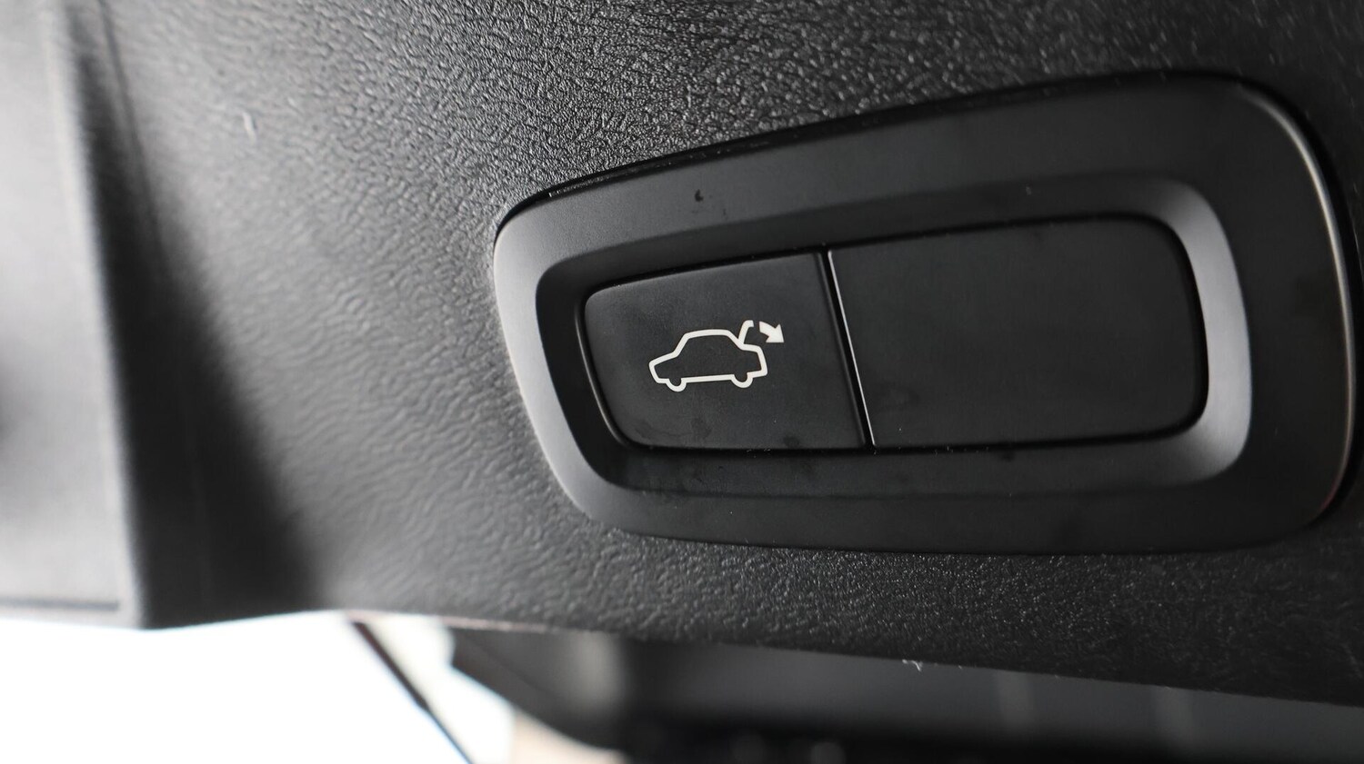 Used Volvo XC40 2022 for sale - 76472634: Photo 23