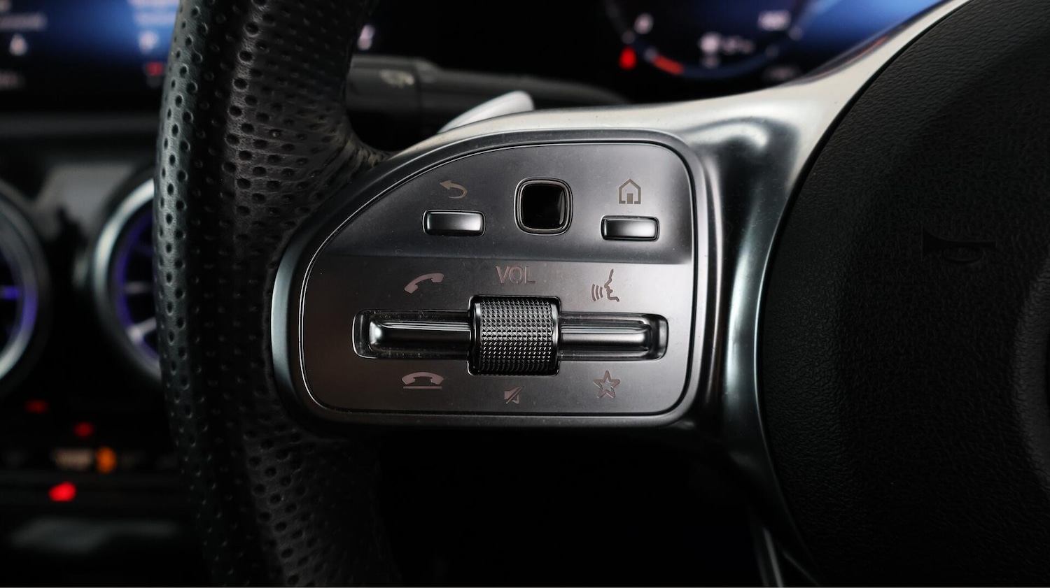 Used Mercedes-Benz CLA 2022 for sale - 76432913: Photo 23