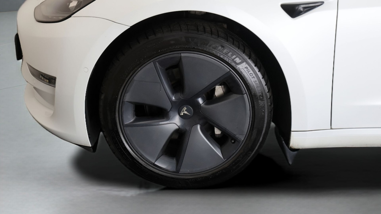 Used Tesla Model 3 for sale - 77883704: Photo 18