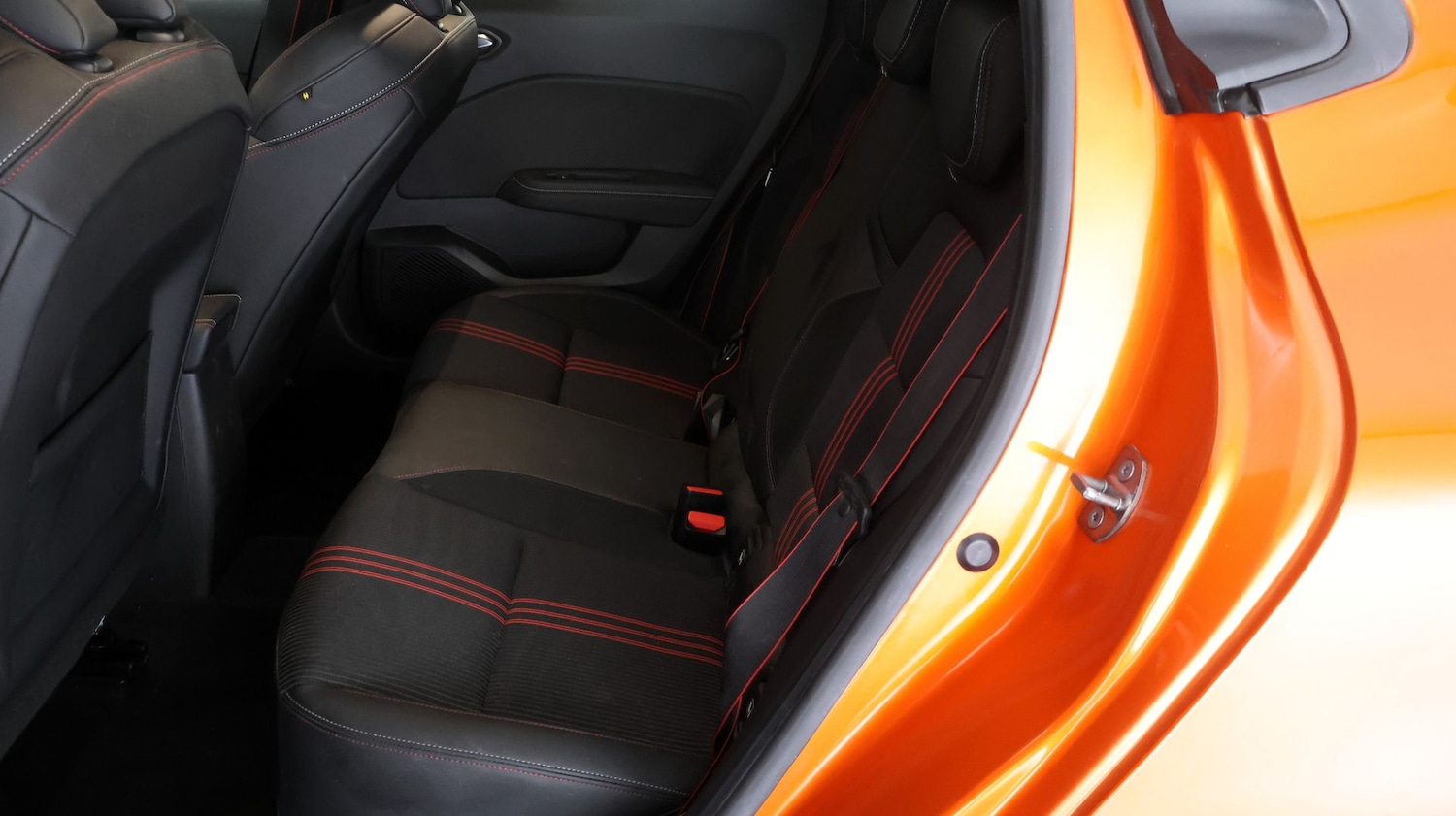 Used Renault Clio 2023 for sale - 77819484: Photo 15