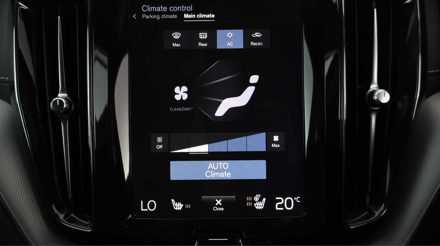 Used Volvo XC60 2018 for sale - 76440677: Photo 13