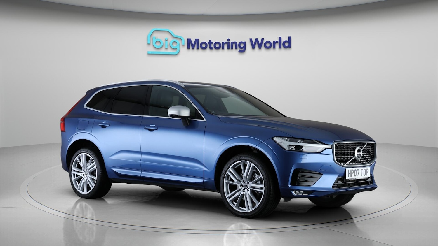 Used Volvo XC60 2018 for sale - 76440677: Photo 2