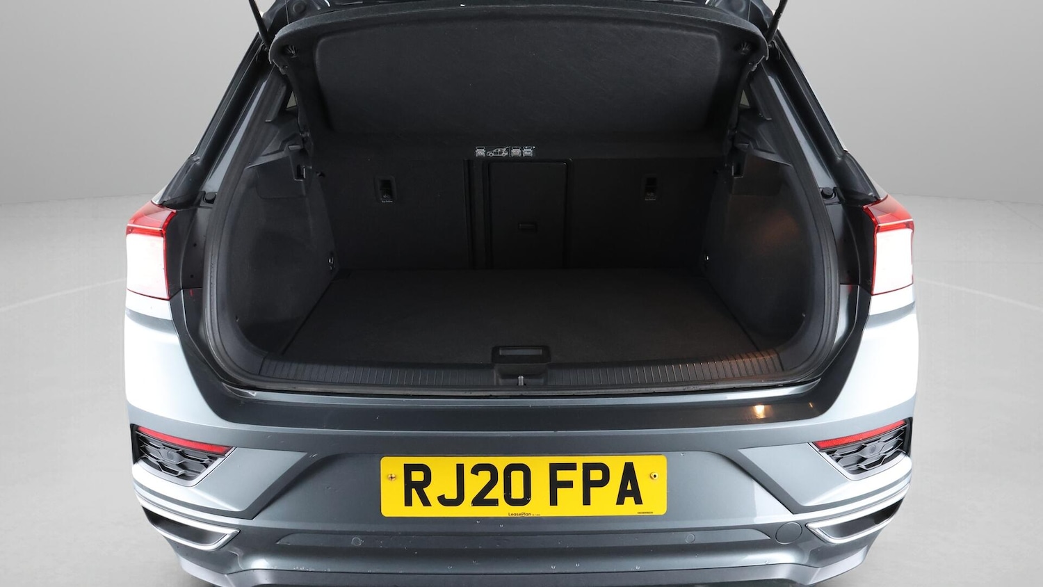 Used Volkswagen T-Roc 2020 for sale - 76174663: Photo 18