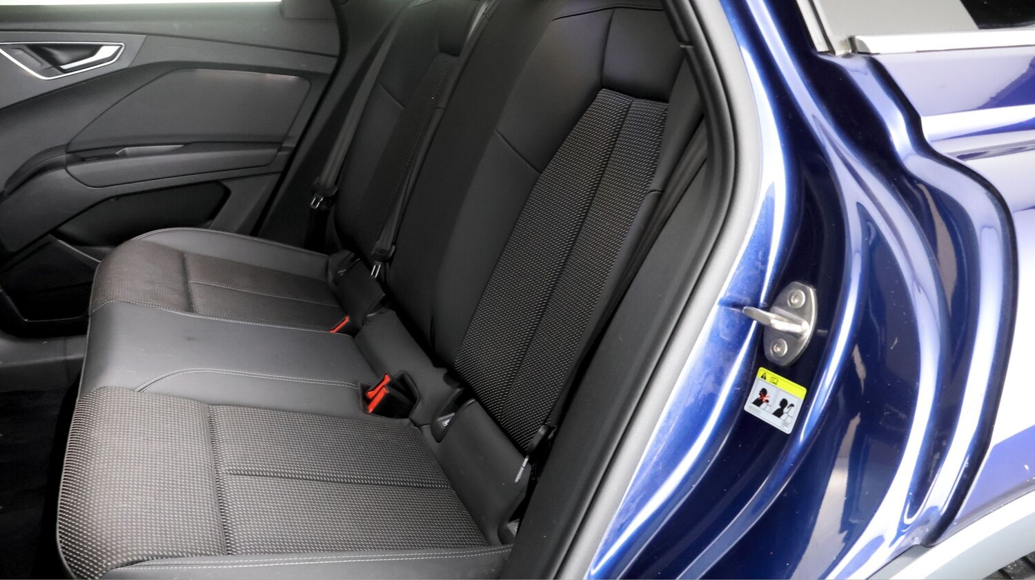 Used Audi Q4 e-tron 2022 for sale - 77452828: Photo 16