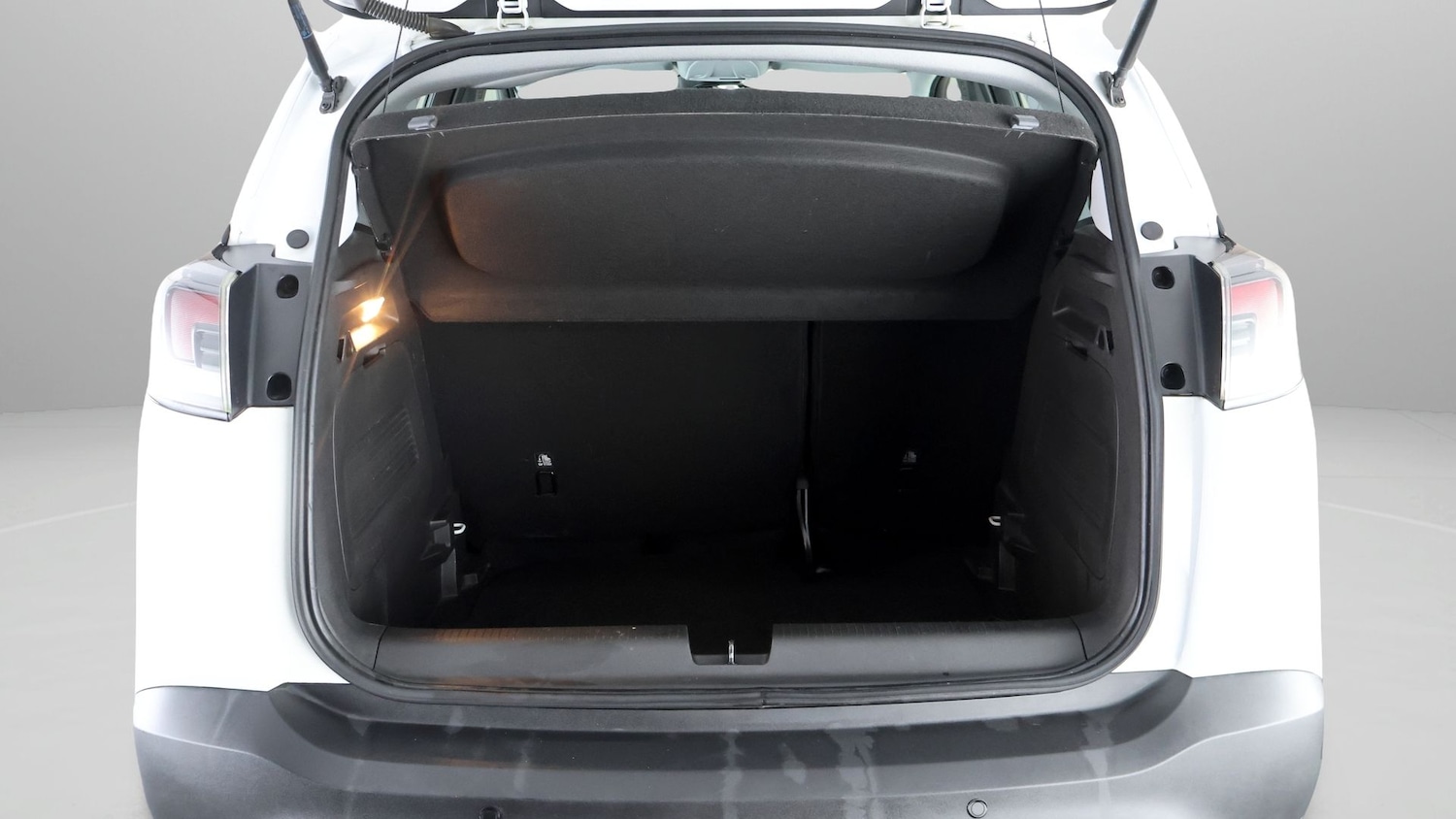 Used Vauxhall Crossland for sale - 77497682: Photo 16