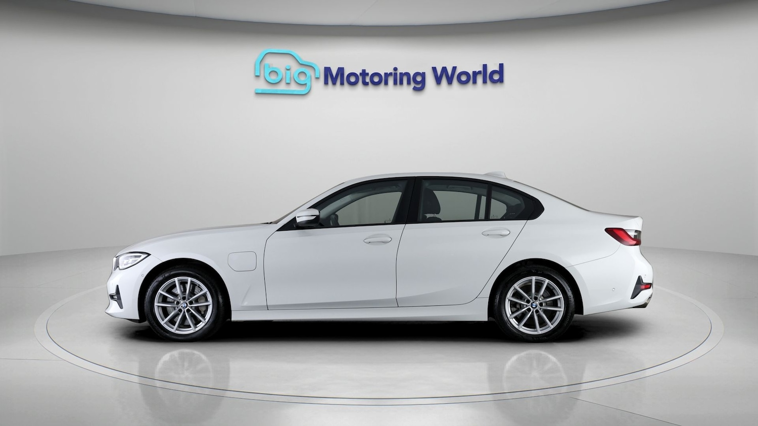 Used BMW 3 Series 2021 for sale - 77840990: Photo 4