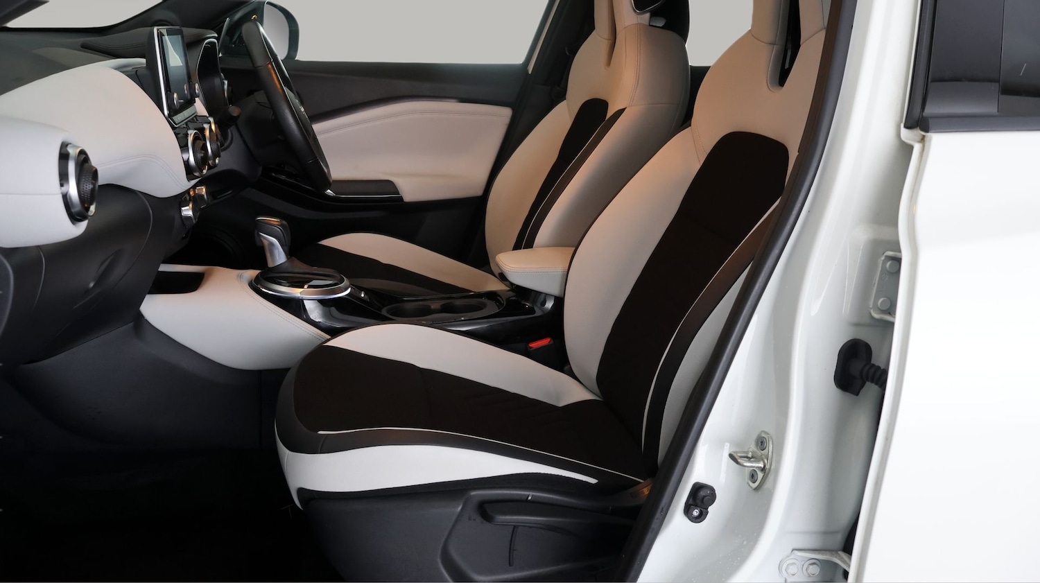 Used Nissan Juke 2023 for sale - 77620794: Photo 13