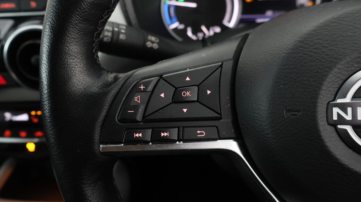 Used Nissan Juke 2023 for sale - 77620794: Photo 24